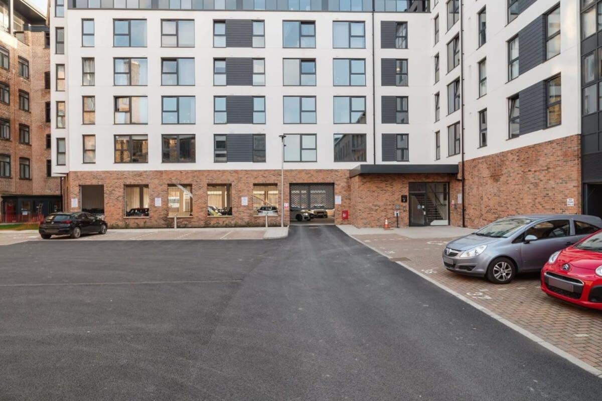 Beautiful 2 Bed Apartment In A Converted Mill Leeds  Bagian luar foto