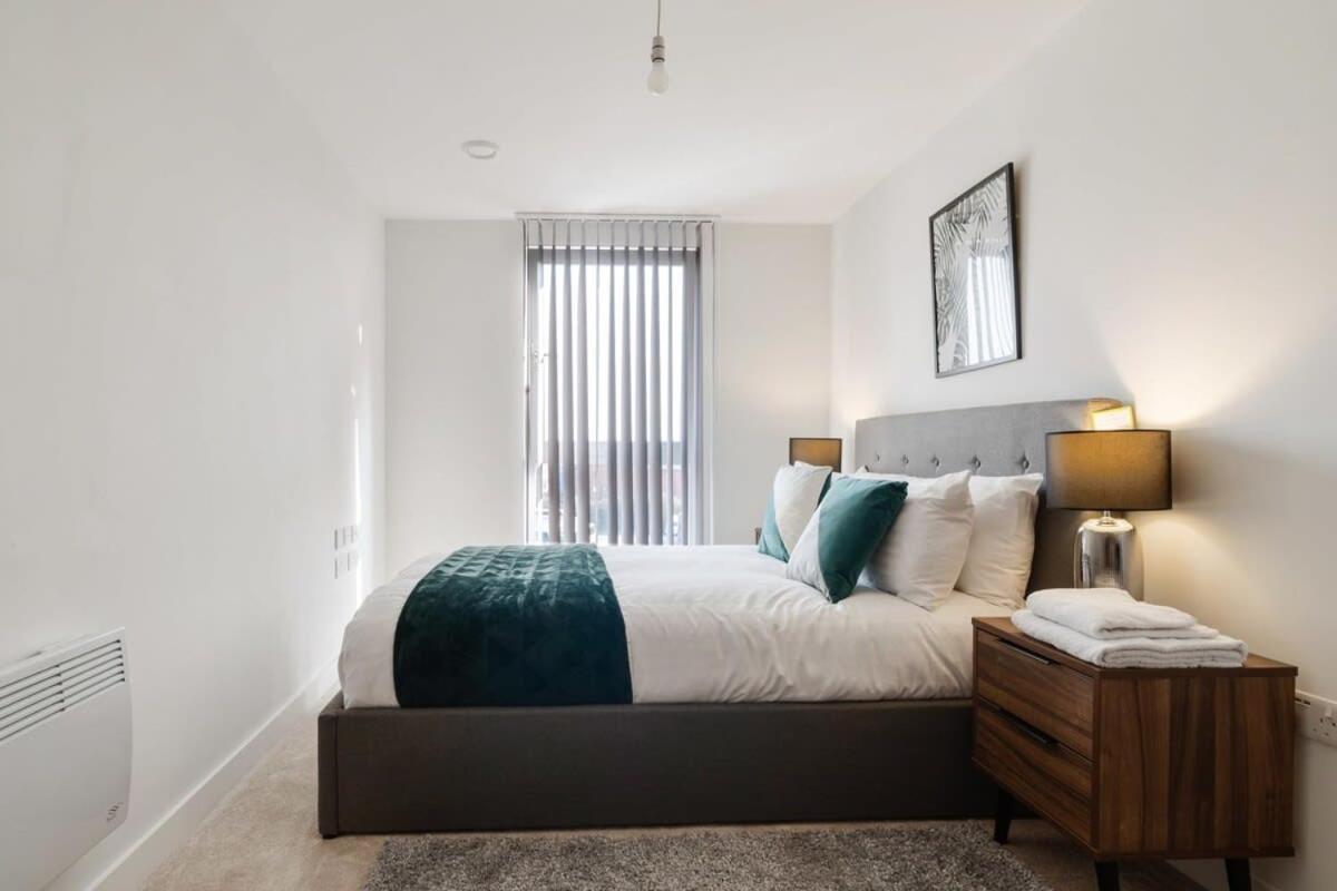 Beautiful 2 Bed Apartment In A Converted Mill Leeds  Bagian luar foto