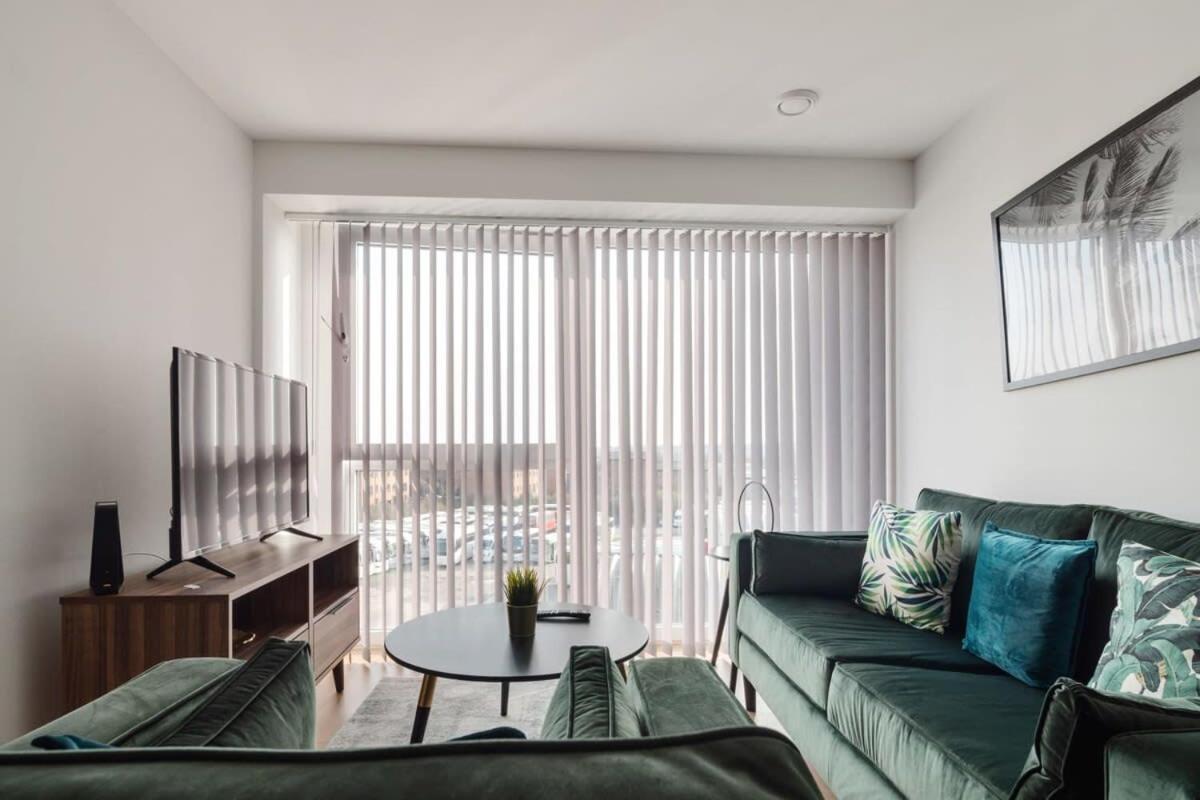 Beautiful 2 Bed Apartment In A Converted Mill Leeds  Bagian luar foto